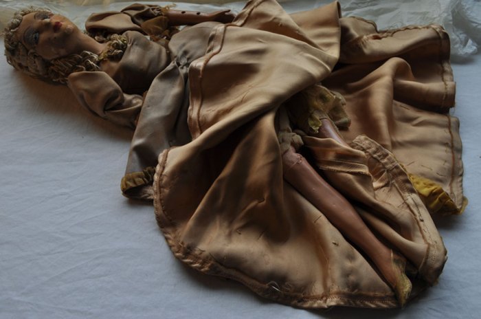 doll-french372 French Doll 372