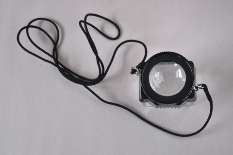 nikonlooptop Nikon Loupe from above