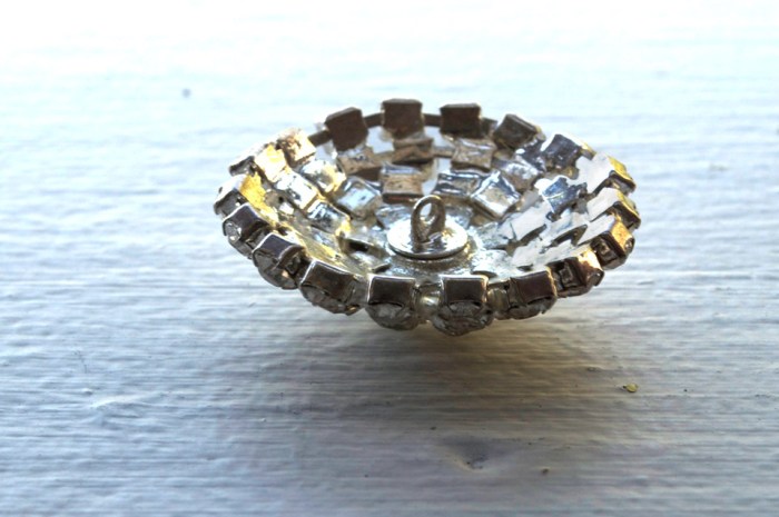 shinybutton2 Shiny Button