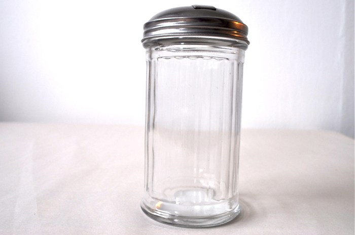 Sugar dispenser 1 Sugar dispenser