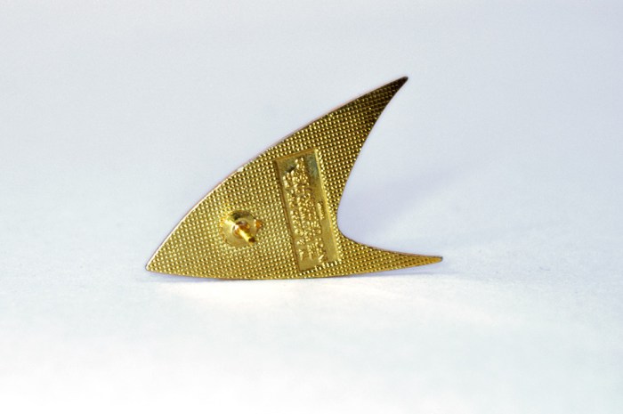 Communicator Pin
