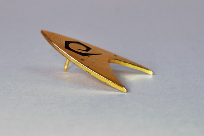 Communicator Pin